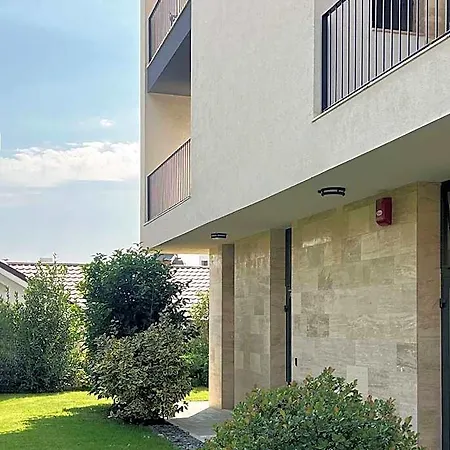 Vila Ducu Mamaia Nord - Teens And Adults Only 14 And Over