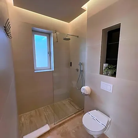 Vila Ducu Mamaia Nord - Teens And Adults Only 14 And Over 4* Mamaia
